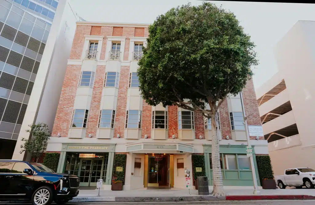 Transform Beverly Hills Clinic Exterior